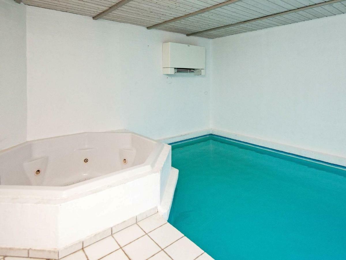 12 Person Holiday Home In Nordborg Esterno foto